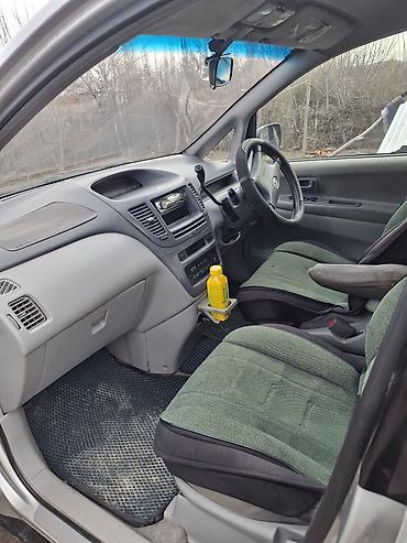 Панели, обшивки: Торпедо Toyota 2000 г., Б/у — 11