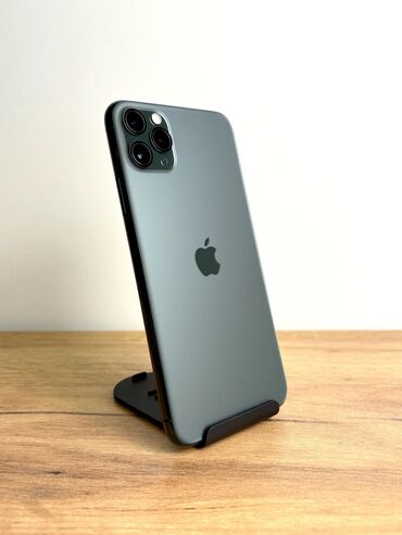 Apple iPhone: IPhone 11 Pro, Б/у, 64 ГБ, Зарядное устройство, Защитное стекло, Чехол, 80 %