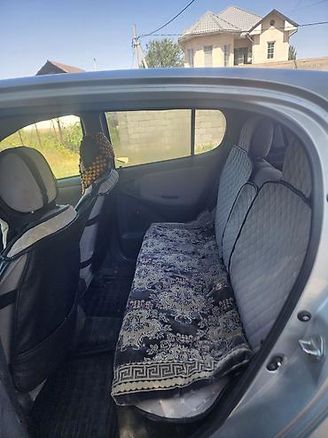 Toyota: Toyota Vitz: 2000 г., 1.3 л, Автомат, Бензин, Хэтчбэк at lalafo.kg — 8 Toyota: Toyota Vitz: 2000 г., 1.3 л, Автомат, Бензин, Хэтчбэк — 8