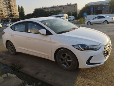 срочно срочно продаю: Hyundai Avante: 2018 г., 1.6 л, Автомат, Бензин, Седан