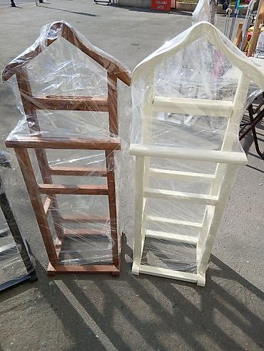 dəm qaşığı: Taxta geyim dayağı (valet stand) - Material: təbii ağac, hamar — 4