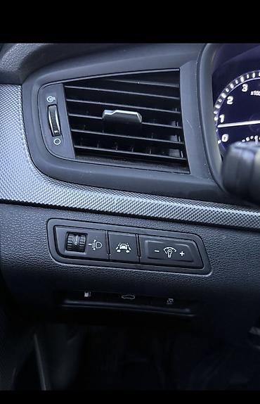 Продажа авто: Hyundai Sonata: 2021 г., 2 л, Автомат, Газ, Седан — 5