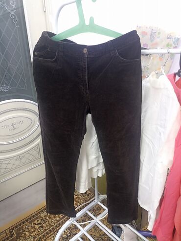 брюки и рубашка женские: Повседневные брюки, Германия, XL (EU 42), 2XL (EU 44)