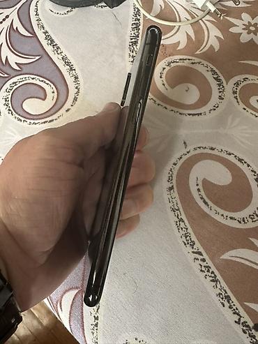 Apple iPhone: IPhone X, 64 GB, Qara, Face ID — 5