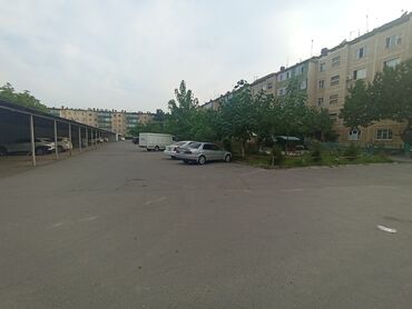 продаю дом медерова карло маркса: 4 бөлмө, 100 кв. м, 105-серия, 4 кабат, Евроремонт
