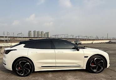 Zeekr: Zeekr 001: | 2022 г. Кроссовер — 6