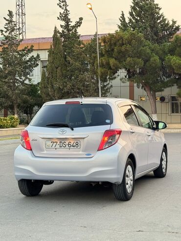 Toyota: Toyota Vitz: 1.3 l | 2012 il Hetçbek — 17