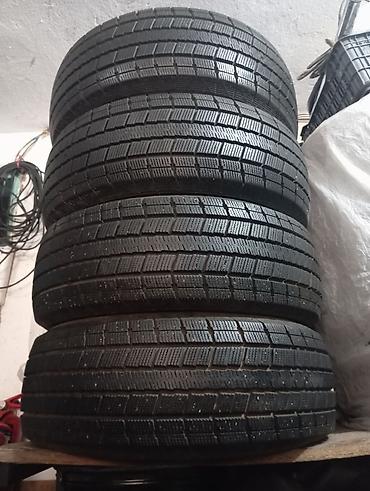 Шины 215 / 60 / R 16, Зима, Б/у, Комплект, Легковые, Китай, Centara