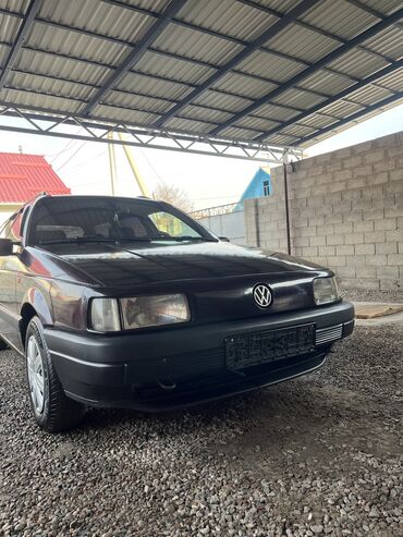 Volkswagen: Volkswagen Passat: 1993 г., 1.8 л, Механика, Бензин, Универсал