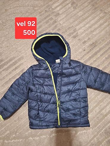 Jakne, kaputi i prsluci: Prolecne jakne i prsluci za decake na svakoj slici velicina i cena — 20