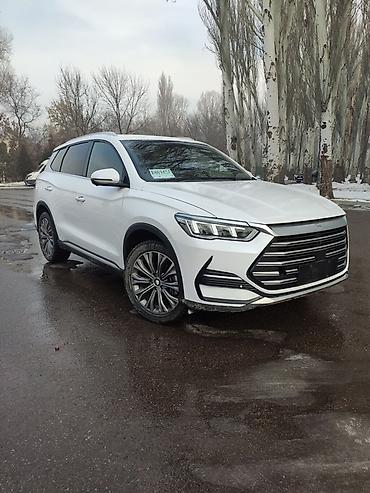 BYD: BYD Song Pro: 2022 г., 1.5 л, Гибрид, Кроссовер — 1