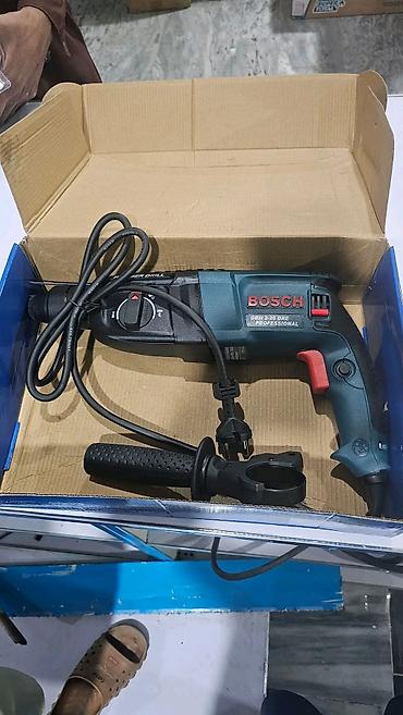 Bosch GBH 2-26 DRE Professional perforator/matorlu zərbə dəliyi -