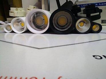 Rasveta: Šinski Reflektori 4200k 30w beli crni. Kontakt telefon za brži — 2