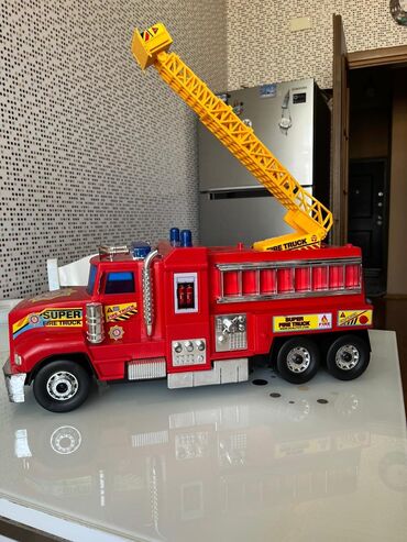 gitara uşaq ucun: Uşaq üçün “Super Fire Truck” yanğınsöndürən maşın oyuncağı - Parlaq