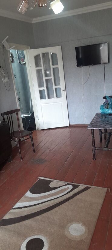 kiraye evler qubada ayliq: Xırdalan şəhərində Heydər Əliyev adına parkdan 150 metr aralı olan 4