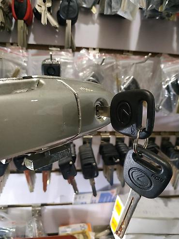 Аварийное вскрытие замков: Honda toyota bmw mers leksys hundai kia nissan mazda и другие авто — 10