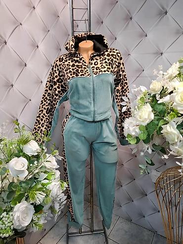 Gornji i donji deo: Velicine M/L,XL/XXLŽenski komplet trenerke sa kapuljačom – meki velur — 8