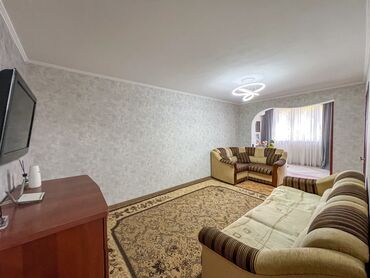 квартира в районе кызыл аскер: 1 комната, 32 м², 104 серия, 4 этаж