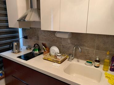 Ofislər: Nəsimi rayonu ərazisində səfirlik üçün tam yararlı 1600 kvm 5 — 1