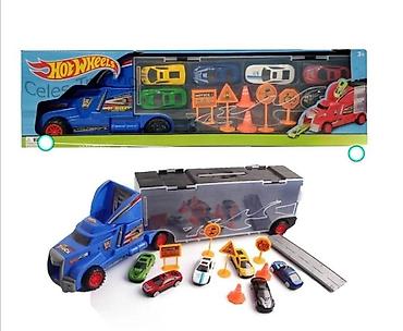 puma mayze: Veliki kamion tobogan hot wheels sa 6 autića. veliki kamion tobogan — 1