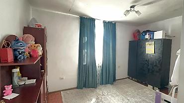 Үйлөр: 4 бөлмө, 180000 м², 5 соток, Бишкек, Кыймылсыз мүлк агенттиги — 2