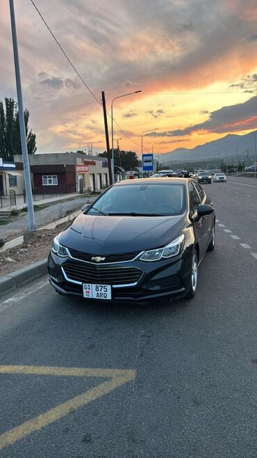 домкрат для машины цена: Chevrolet Cruze: 2018 г., 1.4 л, Автомат, Бензин, Хэтчбэк
