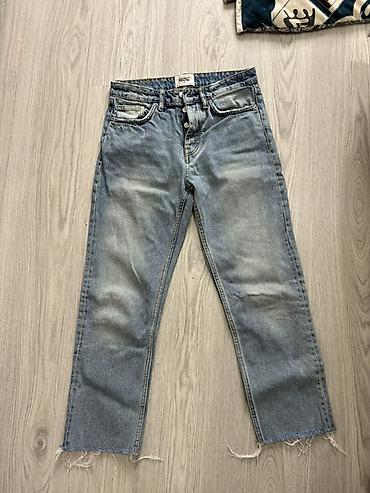 Джинсы ZARA Authentic Denim by TRF - Прямой крой, средняя посадка -