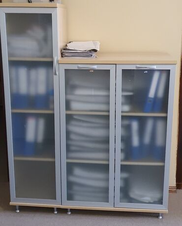 Ofis dəst mebeli: Ofis mebelləri dəsti Tərkibi: - Menecer/stolüstü iş masası – tünd — 6