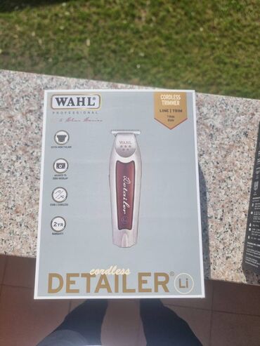 Mašinice za šišanje: WAHL Profesionalna Oprema Wahl Vapor — 21.000 RSD Wahl Magic Clip — — 8