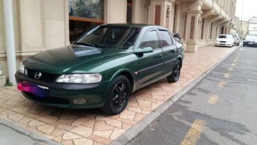 Opel: Opel Vectra B sedan - Kuzov: 4 qapılı sedan, tünd yaşıl rəng - — 10