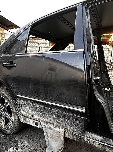 Кузов бөлүктөрү: Эшик Алдыңкы оң Mercedes-Benz, Колдонулган, Оригинал — 3