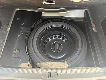 Volkswagen: Volkswagen Passat: 2 l | Sedan — 11