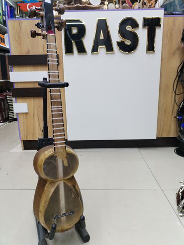 Klassik gitaralar: Tar Rast Musiqi alətləri Mağazamızin ünvanları; 1) Əhmədli Neapol