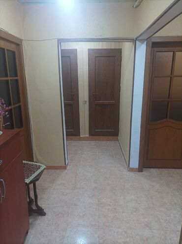 Köhnə tikili: Bakı, 3 otaqlı, Köhnə tikili, 82 kv. m — 3