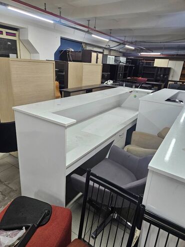 Ofis masaları: Resepsin Masalar sekilde gorunduyu kimidir hec bir prablemi yoxdur 3 -da lalafo.az — 2 Ofis masaları: Resepsin Masalar sekilde gorunduyu kimidir hec bir prablemi yoxdur 3 — 2