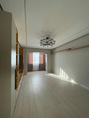 Продажа квартир: 3 комнаты, 83 м², 2 этаж, Дизайнерский ремонт — 17