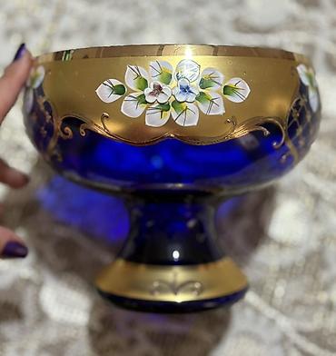 biskvit qablari: Məhsul: Kobalt mavi şüşə qədəhvari meyvə/konfet qabı - Material — 2
