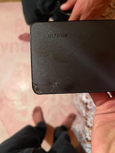 Техника и электроника: Infinix smartfon Xüsusiyyətlər: - Arxa kamera bloku: 64 MP əsas — 5
