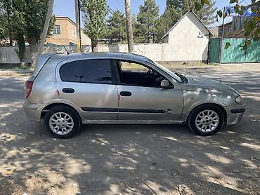 sonata ef: Nissan Almera: 2001 г., 1.8 л, Бензин, Хэтчбэк — 2