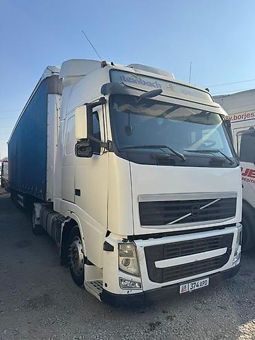 Тягачи: Тягач, Volvo, Тентованный — 2