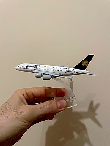 model: Təyyarə modeli AİRBUS A380 Lufthansa Dəmir ağır modeldir gözəl