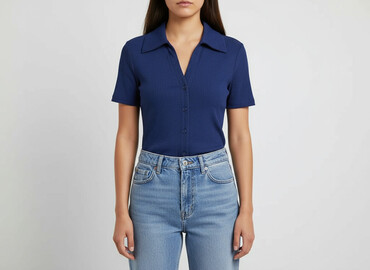 czerwona bluzki z krótkim rękawem: Reserved, Women's blouse, size S
