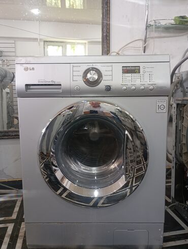 срочно продам стиральная машина автомат: Стиральная машина LG, Автомат, До 6 кг