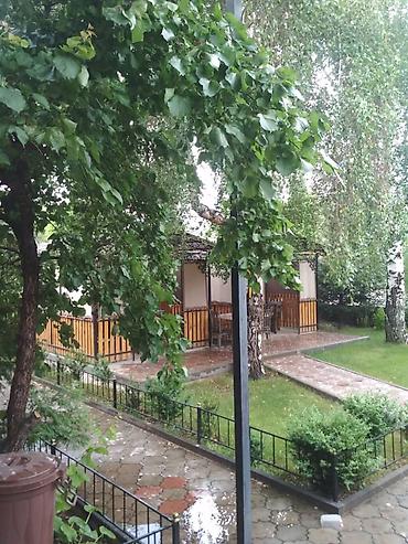 Комнаты: Гостевой дом в Чолпон-Ате, охраняемая территория. бронь с 1 - июня - — 3