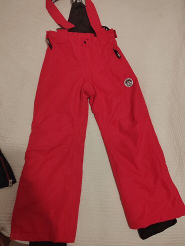 pantalone xl na crtuduzina: Ellesse, 140-146, bоја - Crvena