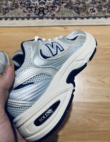 купить очки для зрения с накладками: Кроссовки BOLUNE (надпись на боковой части подошвы), силуэт в стиле