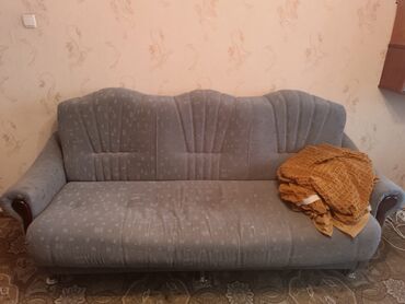 Прямой диван, цвет - Серый, Б/у