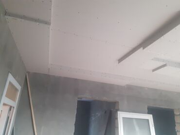Tavan işləri: Gips karton asma tavan işi - Otaqlar üçün modern iki səviyyəli asma — 23