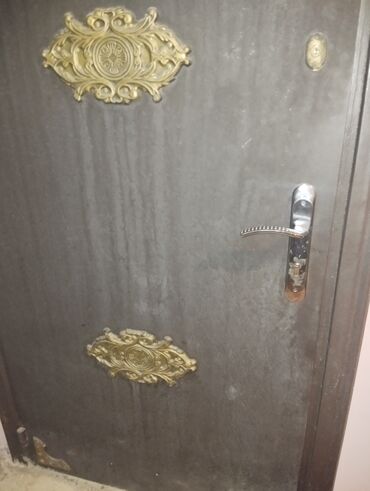 Ev üçün digər mallar: Təmiz, Səliqəli və ailə üçün tam uyğun ev kirayə verilir! Ev 1 — 2