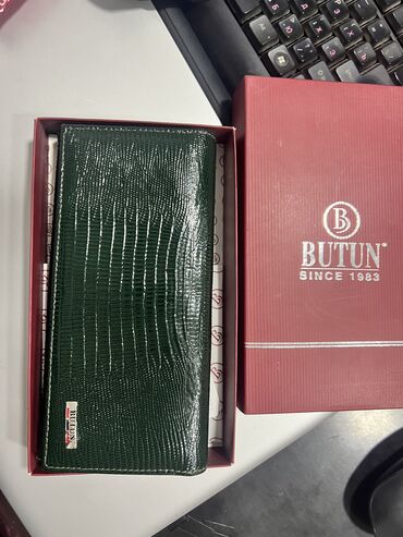 лининг сумка: Кожаный кошелек фирмы BUTUN, практически новый. Покупала за 3500